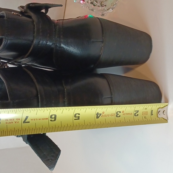 Carmela Leather Chunky Heeled Boots Moto Booties Zippers Lug Size Women's 7 - Picture 7 of 11